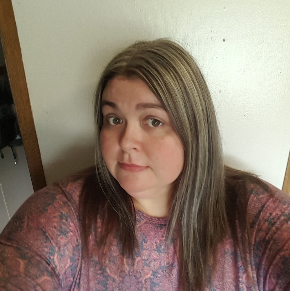 Meet your Posher, Angela